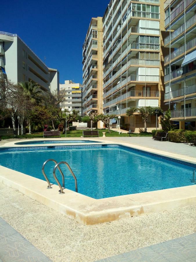 אל קאמפיו Apartamento Cabo Azul Playa Campello מראה חיצוני תמונה