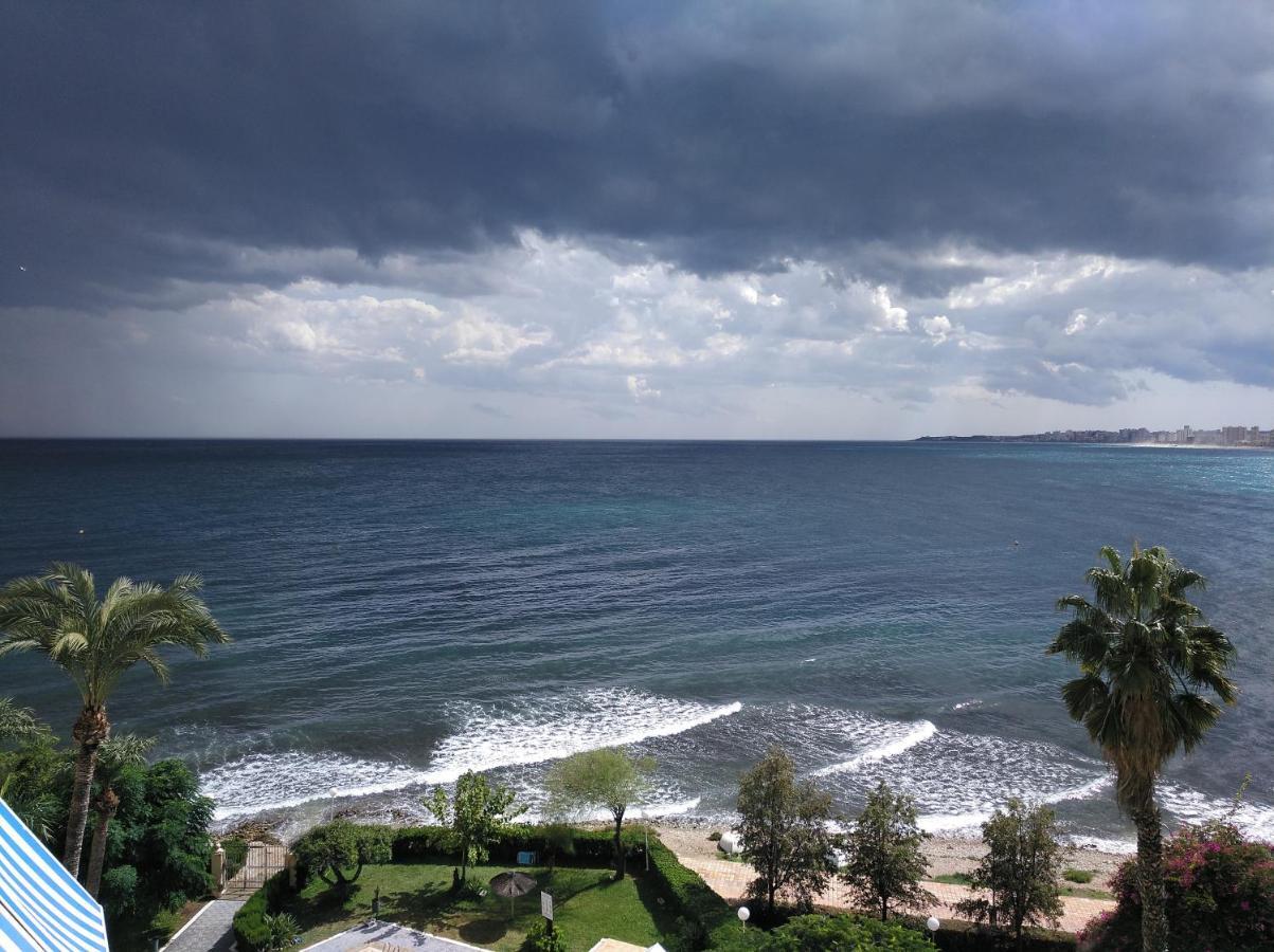 אל קאמפיו Apartamento Cabo Azul Playa Campello מראה חיצוני תמונה